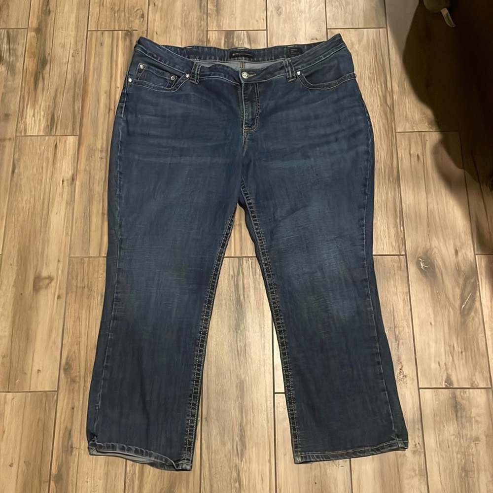 heavily worn Midrise Lee Platinumlabel 26 Blue Jeans